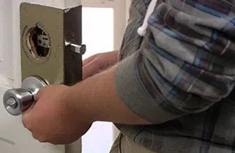 Universal Locksmith Store Northfield, OH 234-217-2001 - 12-locks-replace